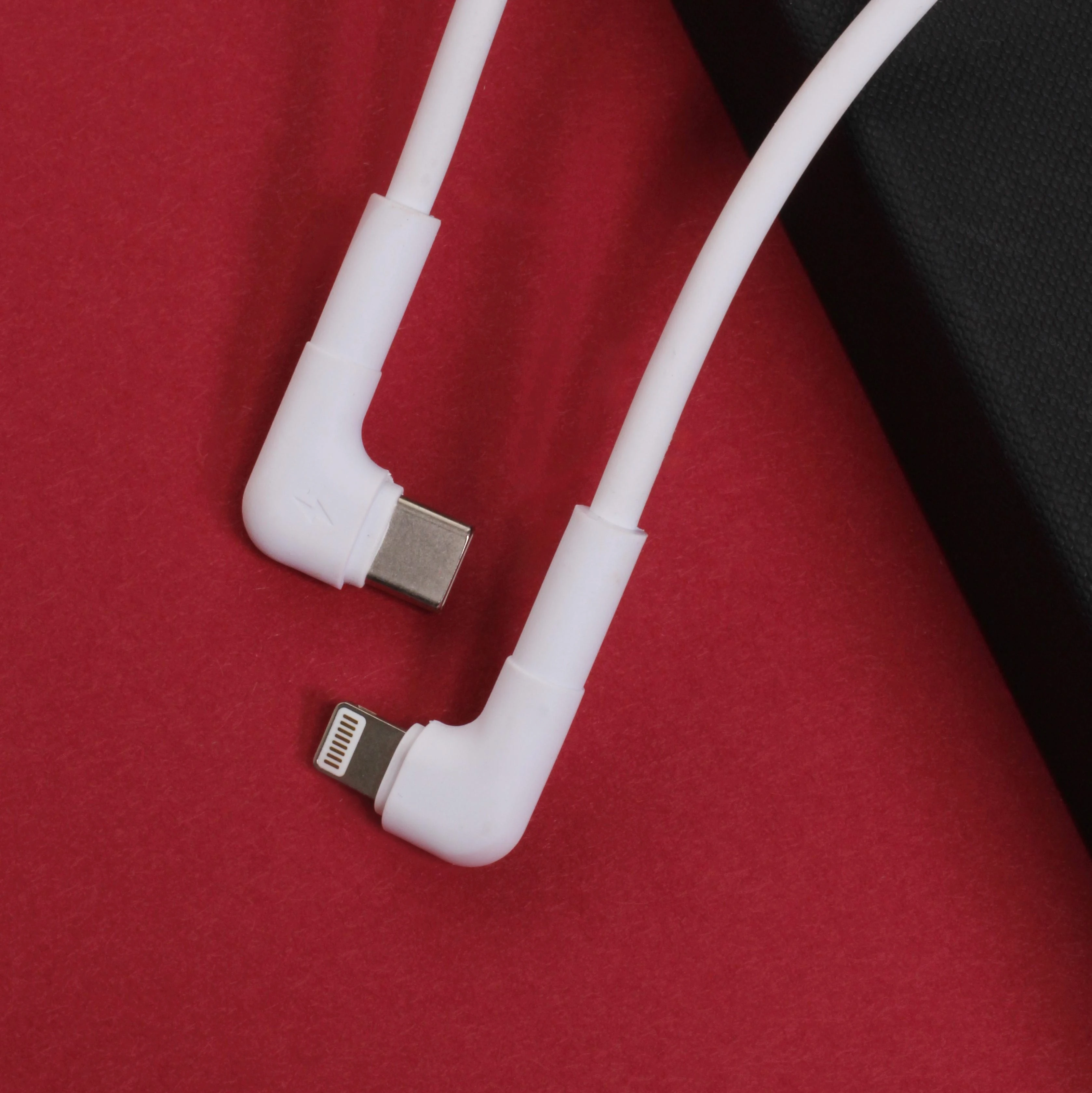 Maxlife MXUC-09 kampinis laidas USB-C – Lightning 1,0 m 27W baltas