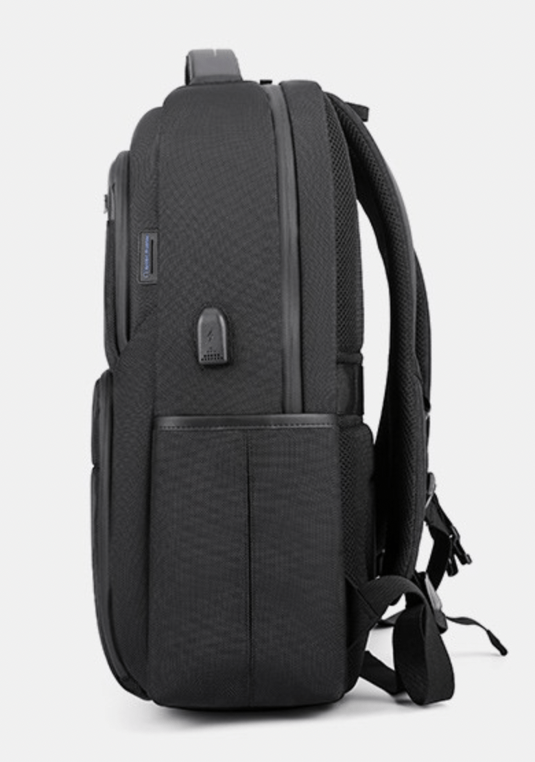 15,6 " Kuprinė nešiojamam kopiuteriui Arctic Hunter B00113C - Juoda