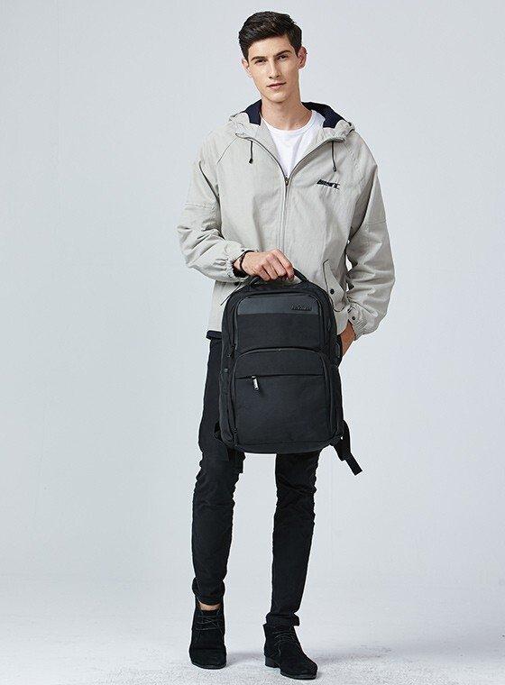 15,6 " Kuprinė nešiojamam kopiuteriui Arctic Hunter B00113C - Juoda