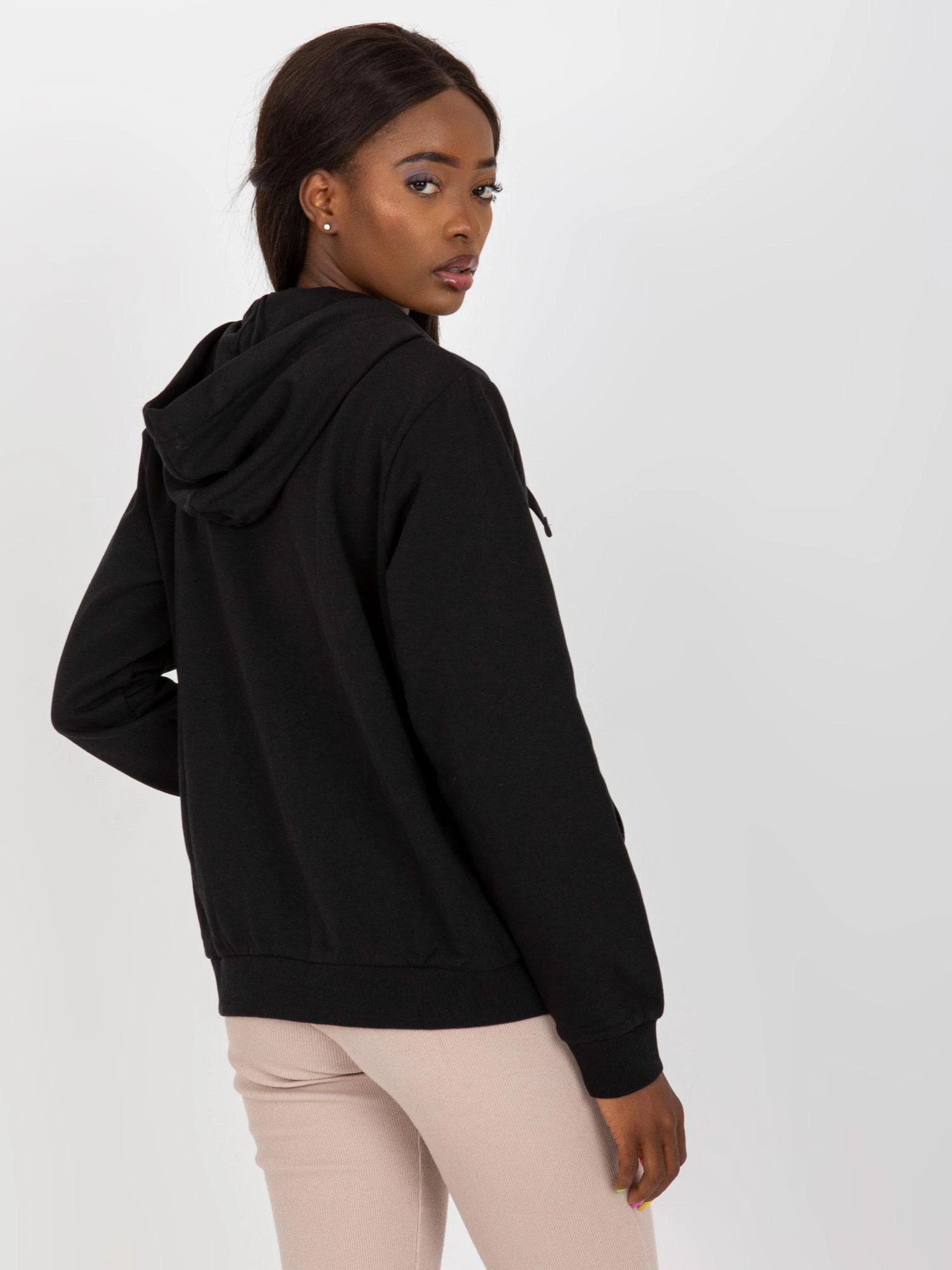 Basic Feel Good Megztinis-B-002.72-juodas