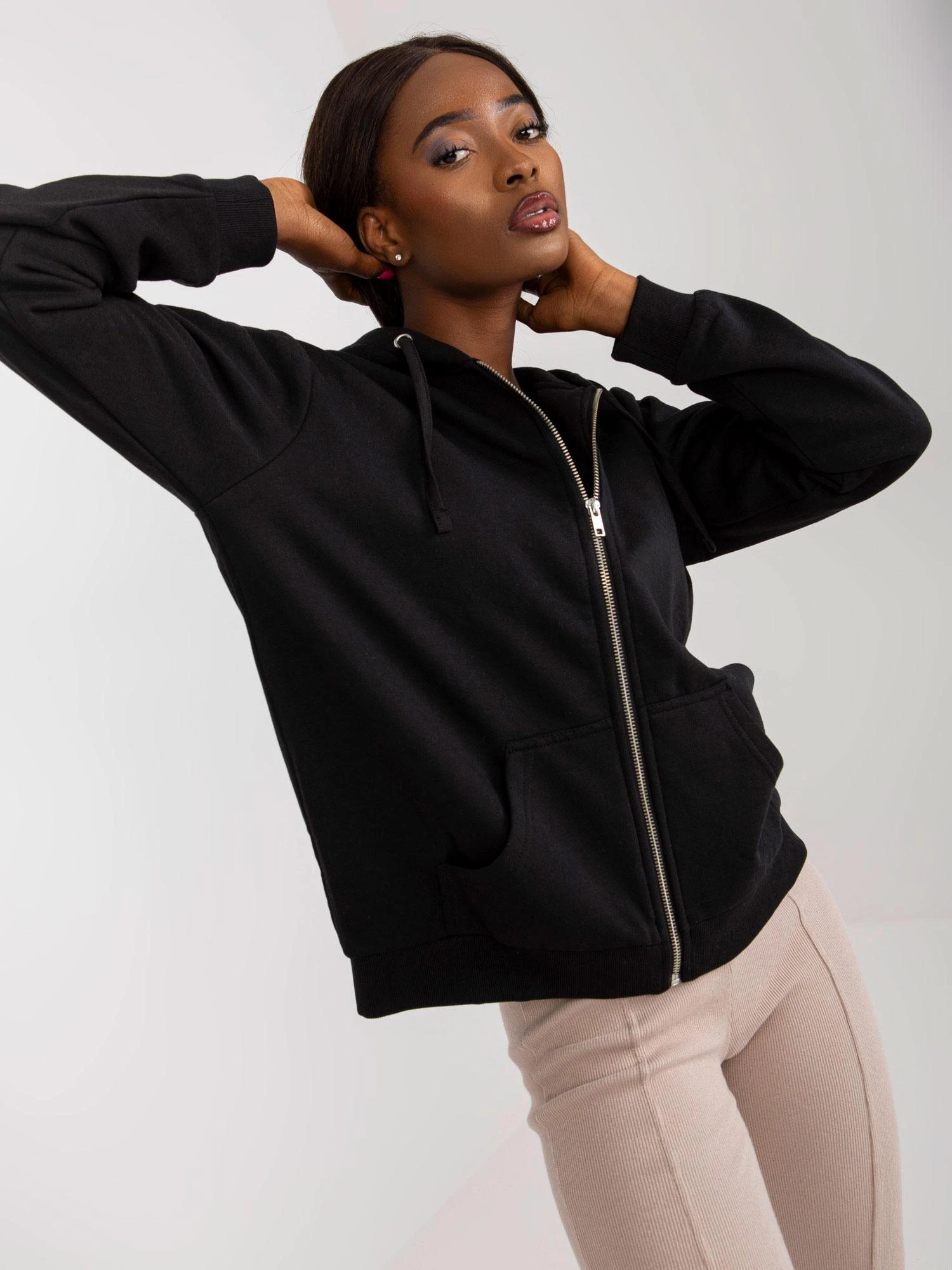 Basic Feel Good Megztinis-B-002.72-juodas