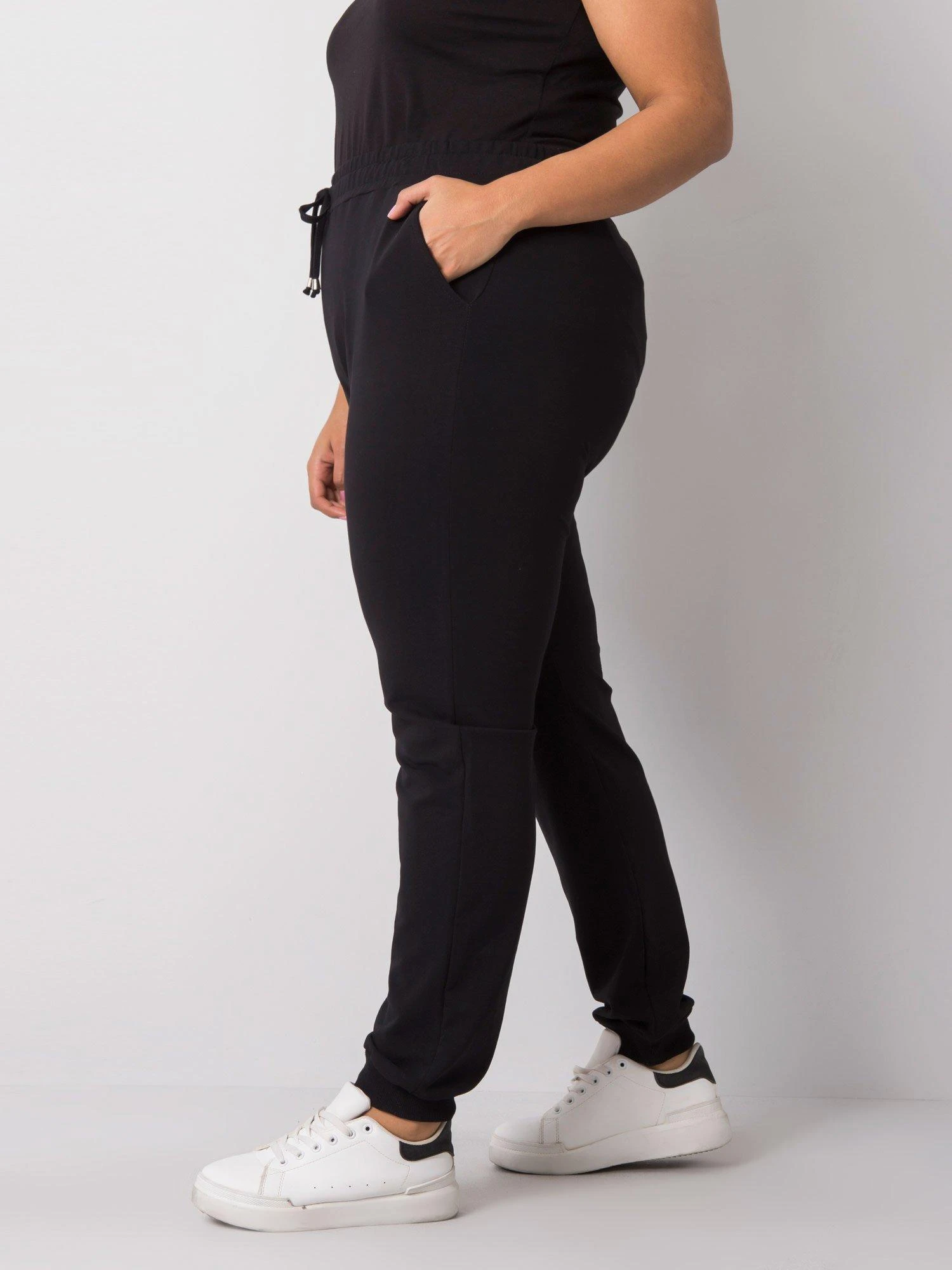 Basic Feel Good Sportinės kelnės-RV-DR-6301.88-juoda