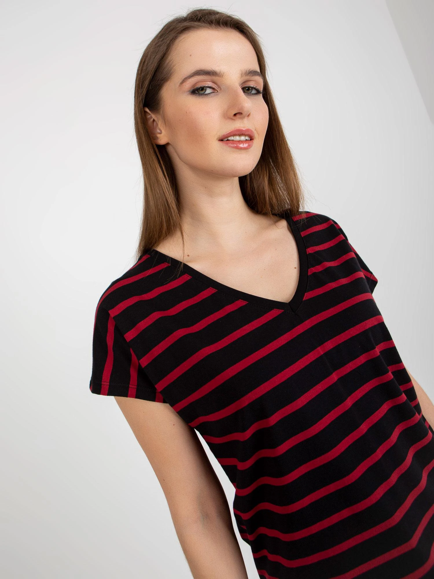 Basic Feel Good Marškinėliai-RV-TS-8567.26-juoda-raudona