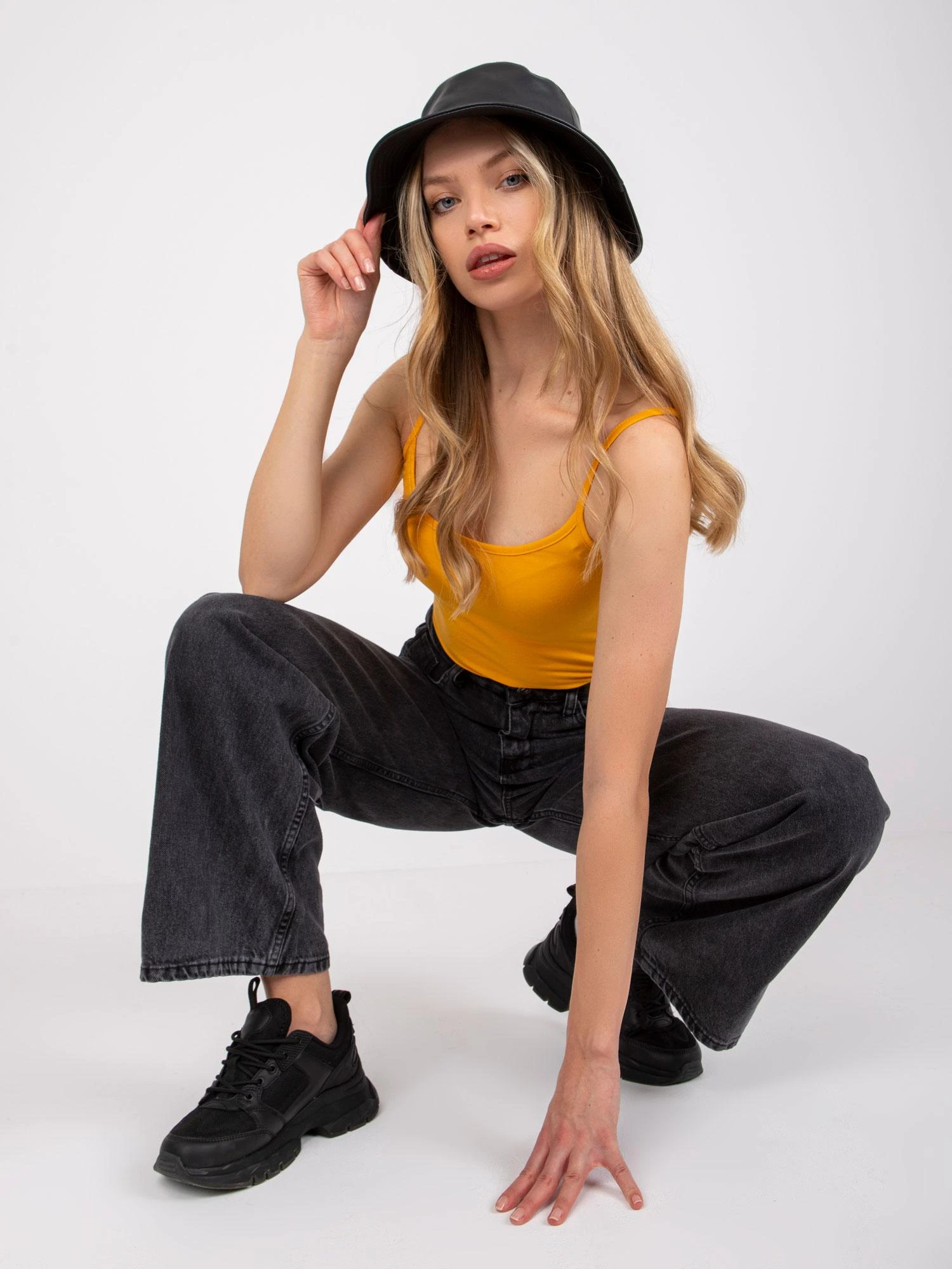 Basic Feel Good PalaidinėRV-TP-7540.04 – ryškiai oranžinė