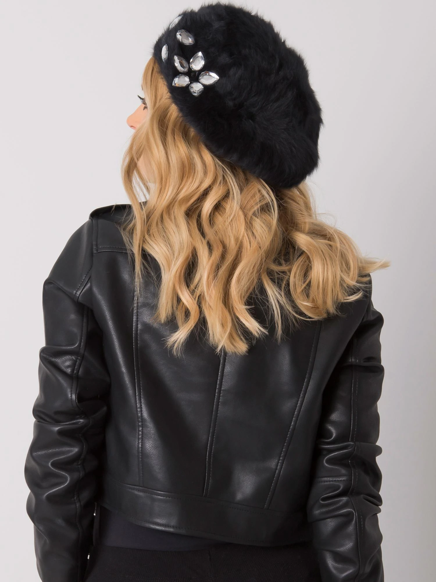 Factory Price Cap-AT-CZ-BF38834-1-juodas