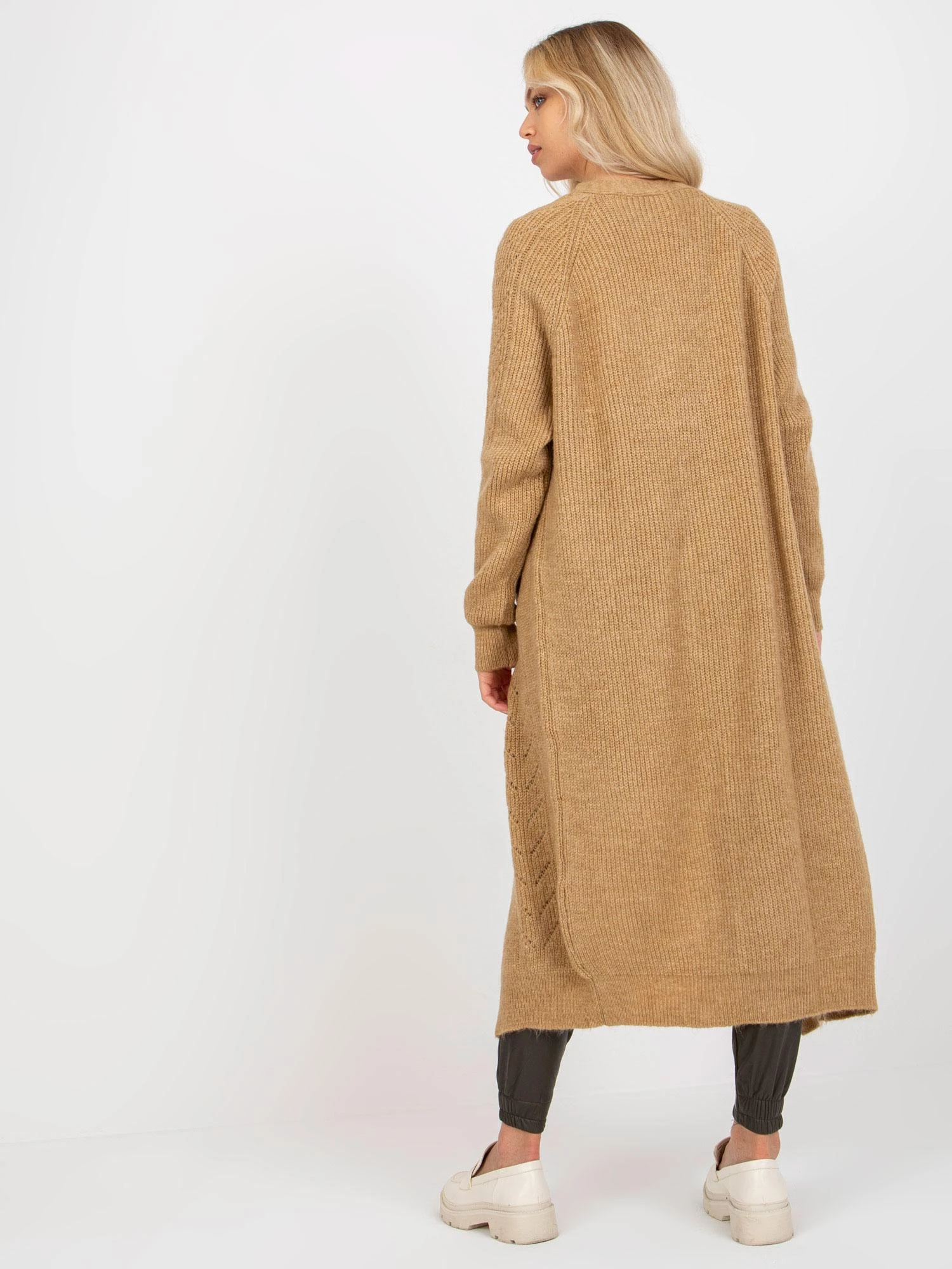 Factory Price Kardiganas moterims-VI-SW-21TU750.31X-camel