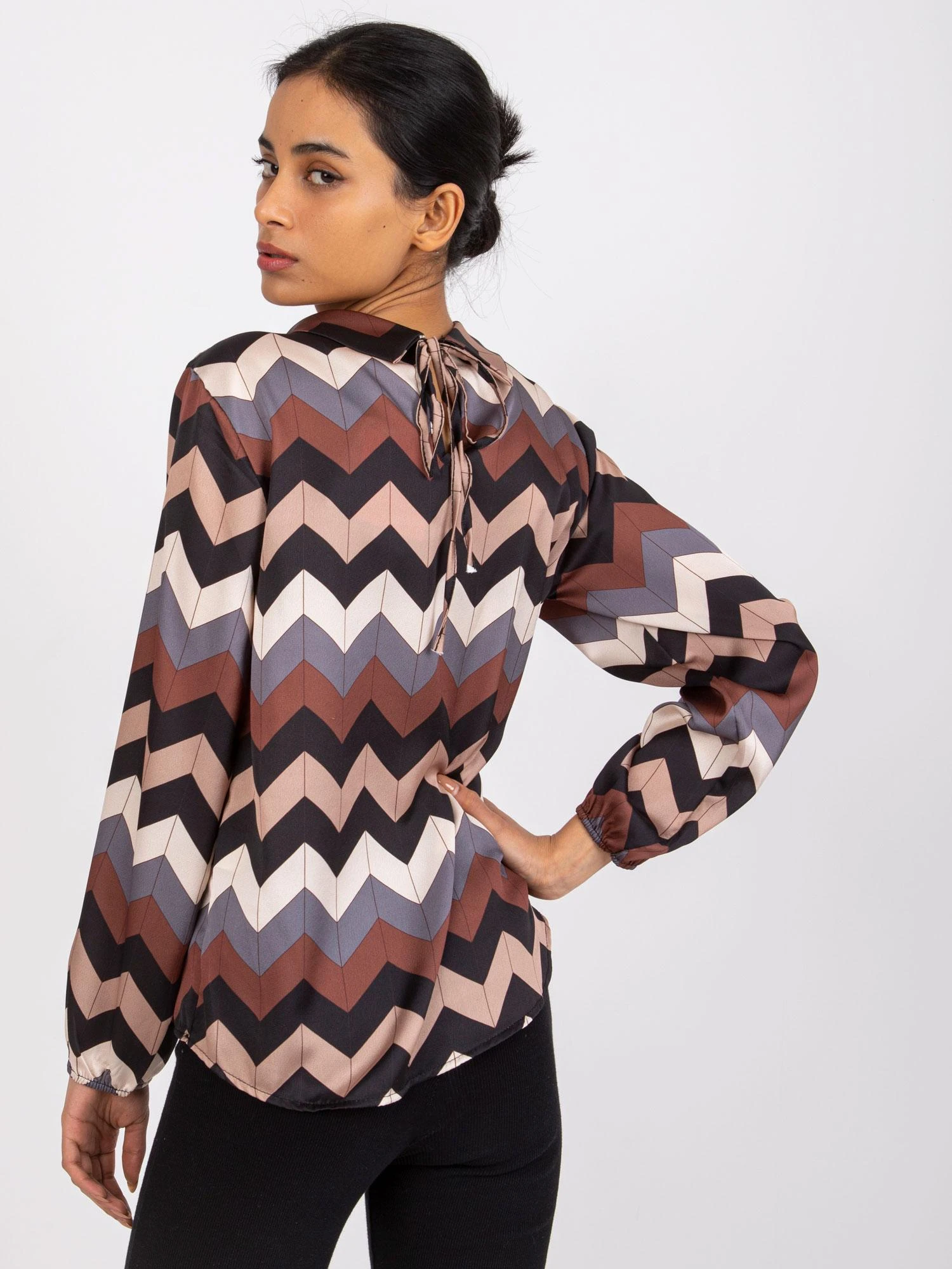 Italy Moda Palaidinė-DHJ-BZ-12311.49P-juoda-smėlio spalvos