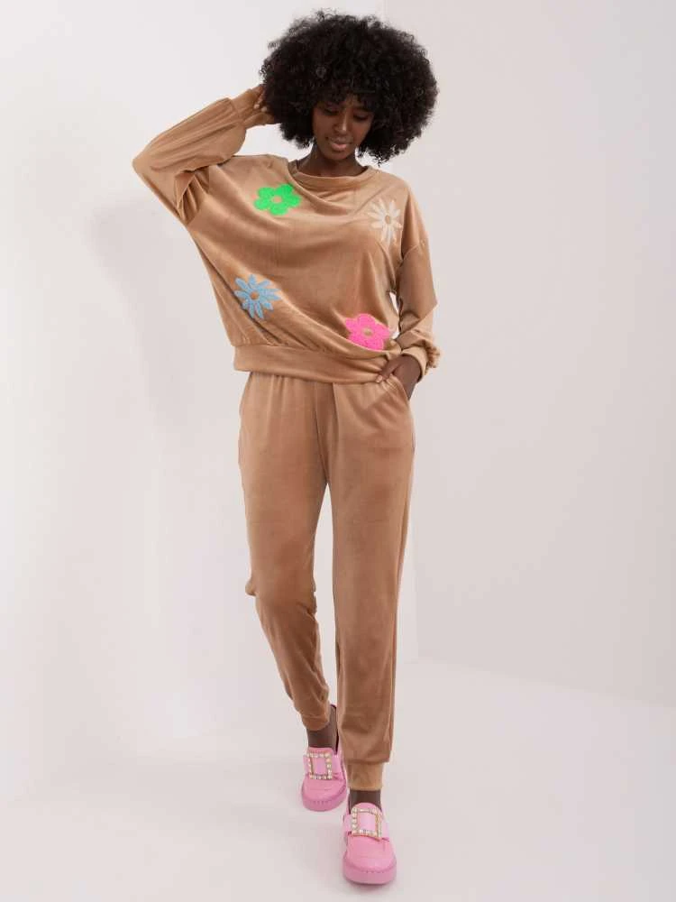 Veliūrinis kostiumas moterims ITALY MODA DHJ-KMPL-8655.05