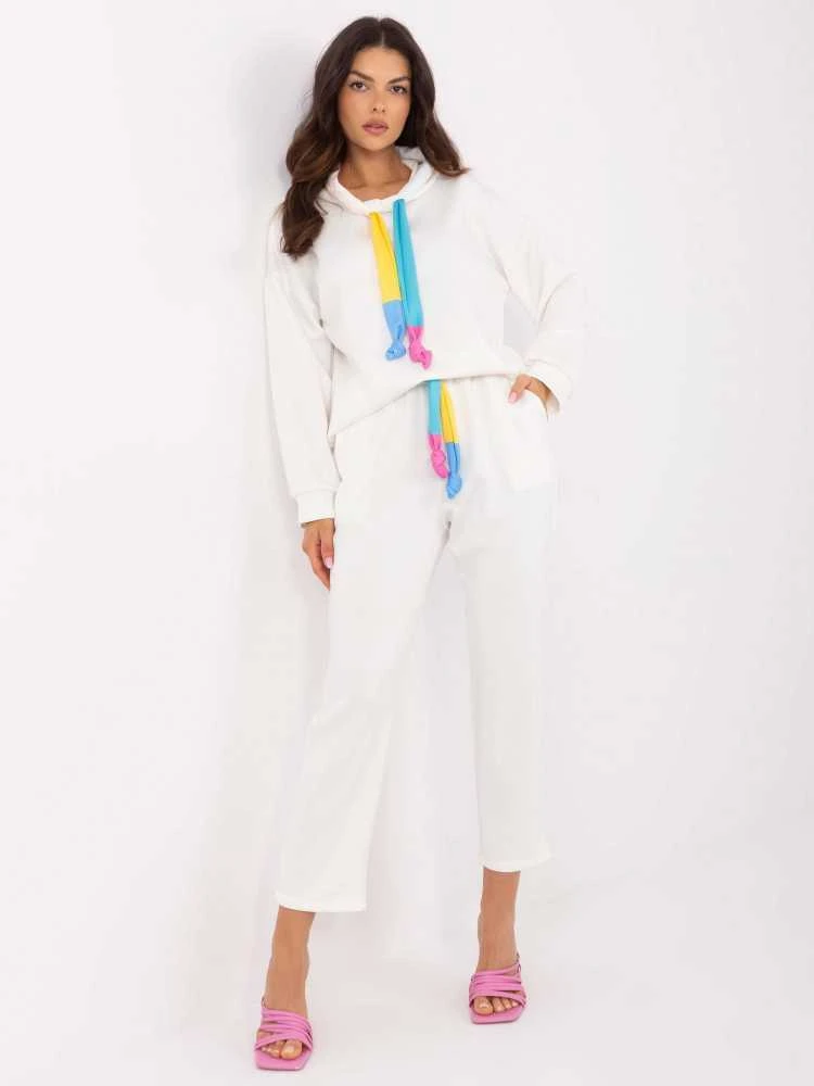 Laisvalaikio kostiumėlis moterims ITALY MODA DHJ-KMPL-20335.44