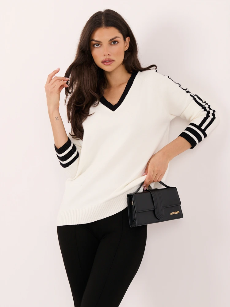 Italy Moda Sweter-IR-SW-G990.26-baltai-juodas