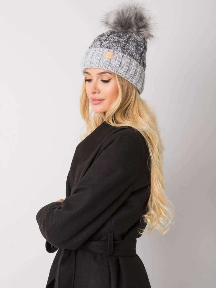 Rue Paris Cap-JK-CZ-26.23X-pilka