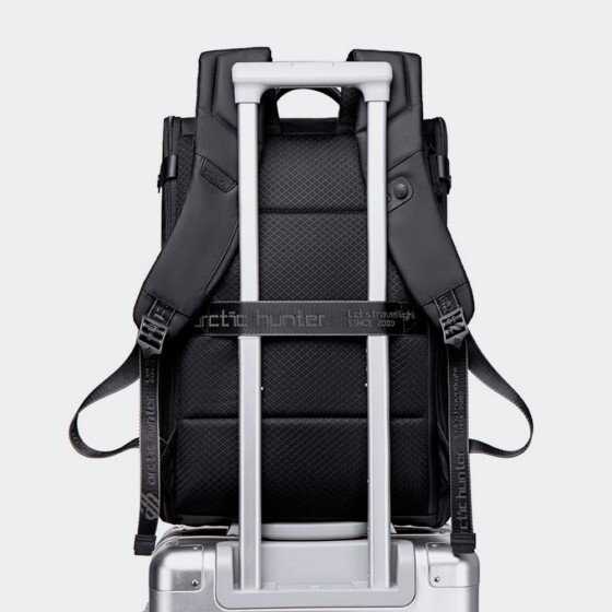 Kuprinė nešiojamam kopiuteriui ir kelionėms Arctic Hunter 17 " B00465 - Juoda