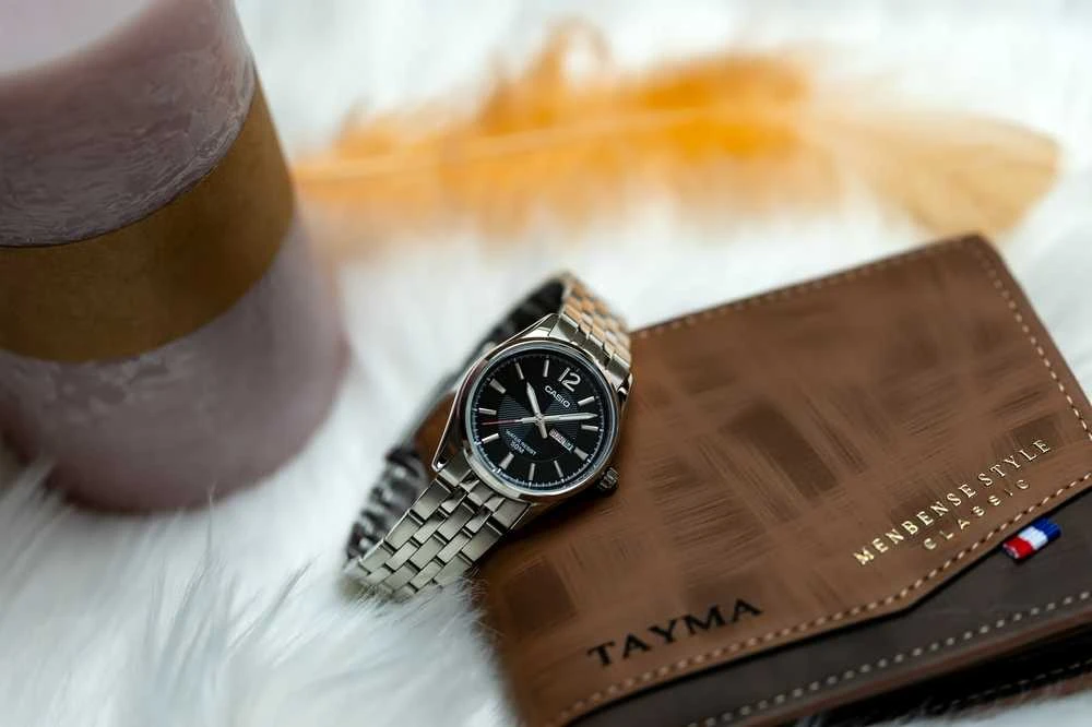 Casio moteriškas LTP-1335D-1A laikrodis + dėžutė