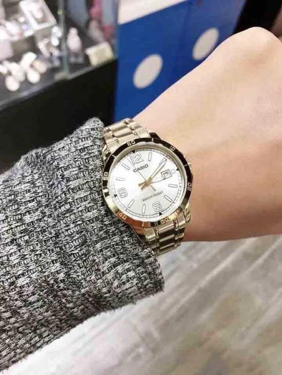 Casio moteriškas laikrodis LTP-V004G-7B2 (zd642b) + dėžutė