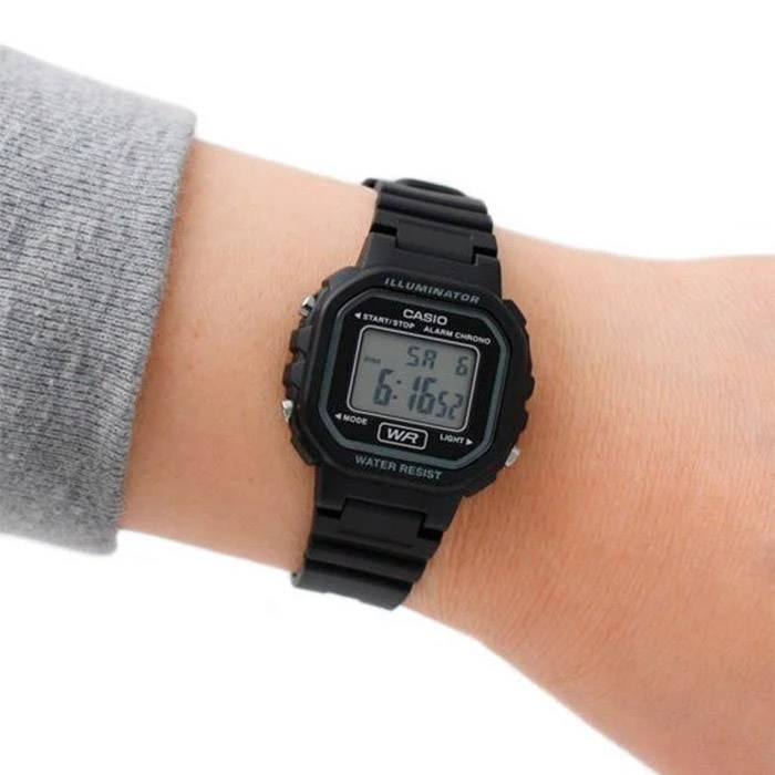 Laikrodis moterims CASIO LA-20WH-1AEF (zd596a)