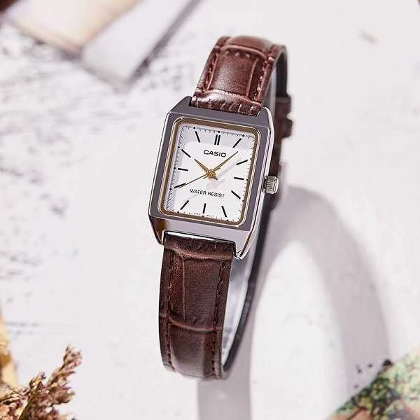 Laikrodis moterims CASIO LTP-B150L-7B2EF + dėžutė
