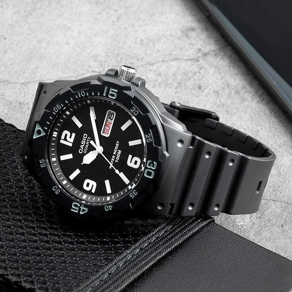 Casio MRW-200H-1B2VEF rankinis laikrodis Kvartcas Laikrodis su apyranke Kištukinis Juoda