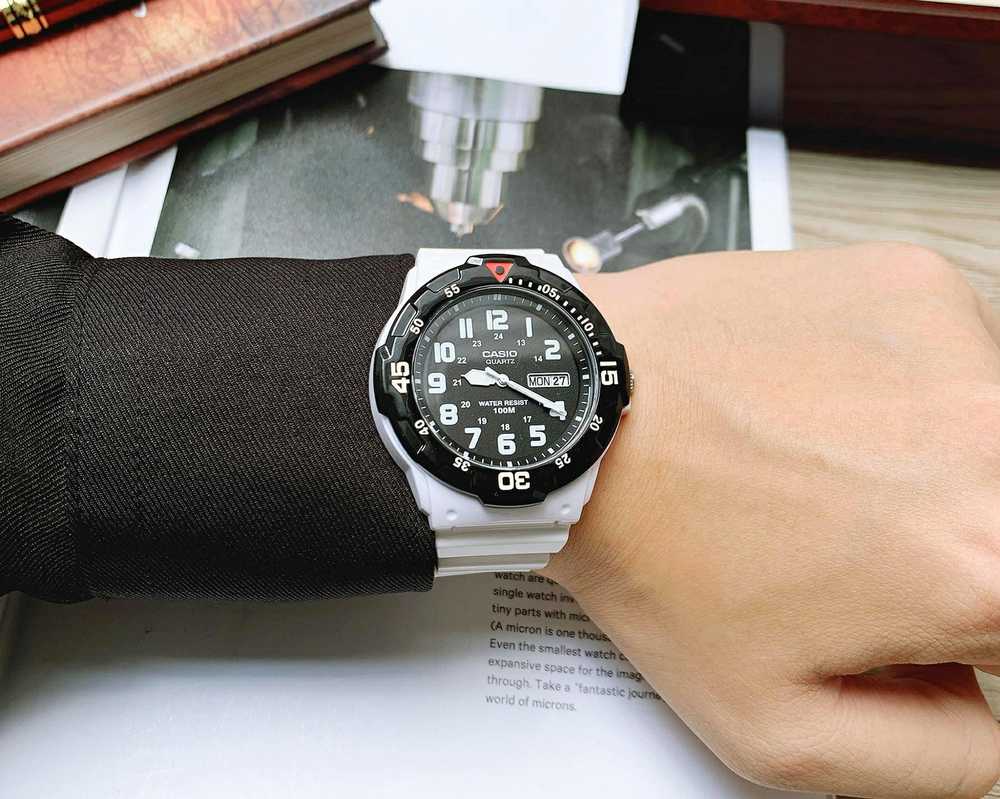 Laikrodis vyrams CASIO MRW-200H-3B (zd147f)