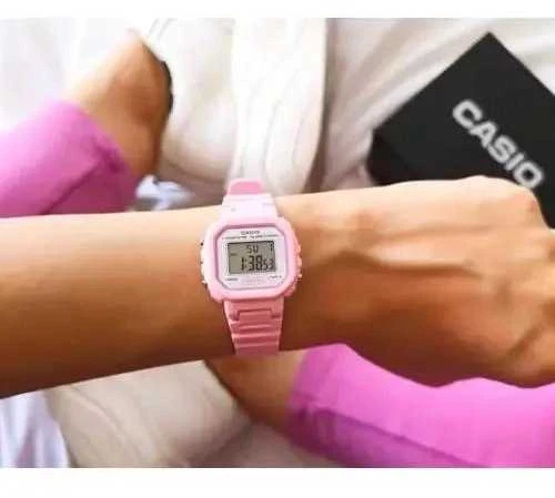 Laikrodis moterims CASIO LA-20WH-4A1EF (zd596e)
