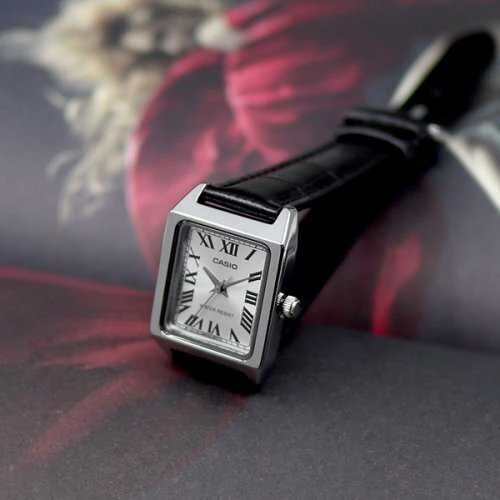 Laikrodis moterims CASIO LTP-B150L-7B1EF + dėžutė