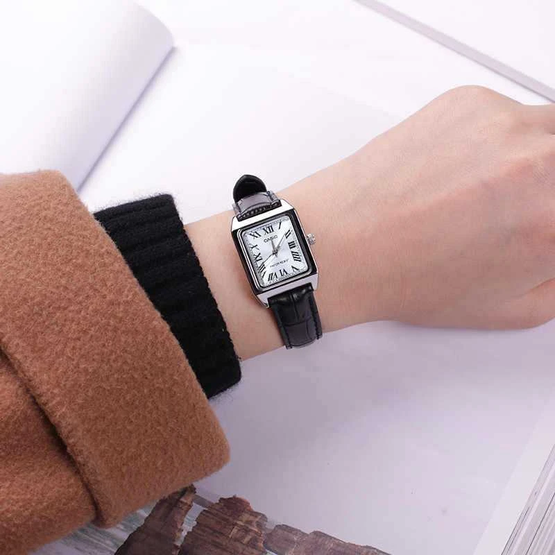 Laikrodis moterims CASIO LTP-B150L-7B1EF + dėžutė