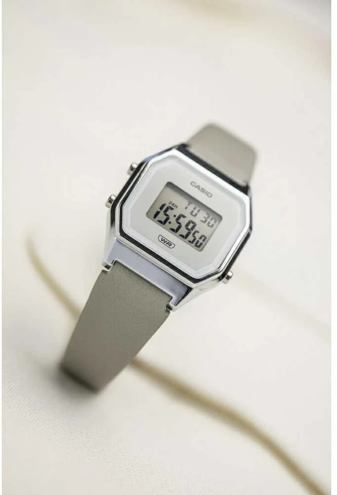 Laikrodis CASIO Vintage LA680WEL-8EF