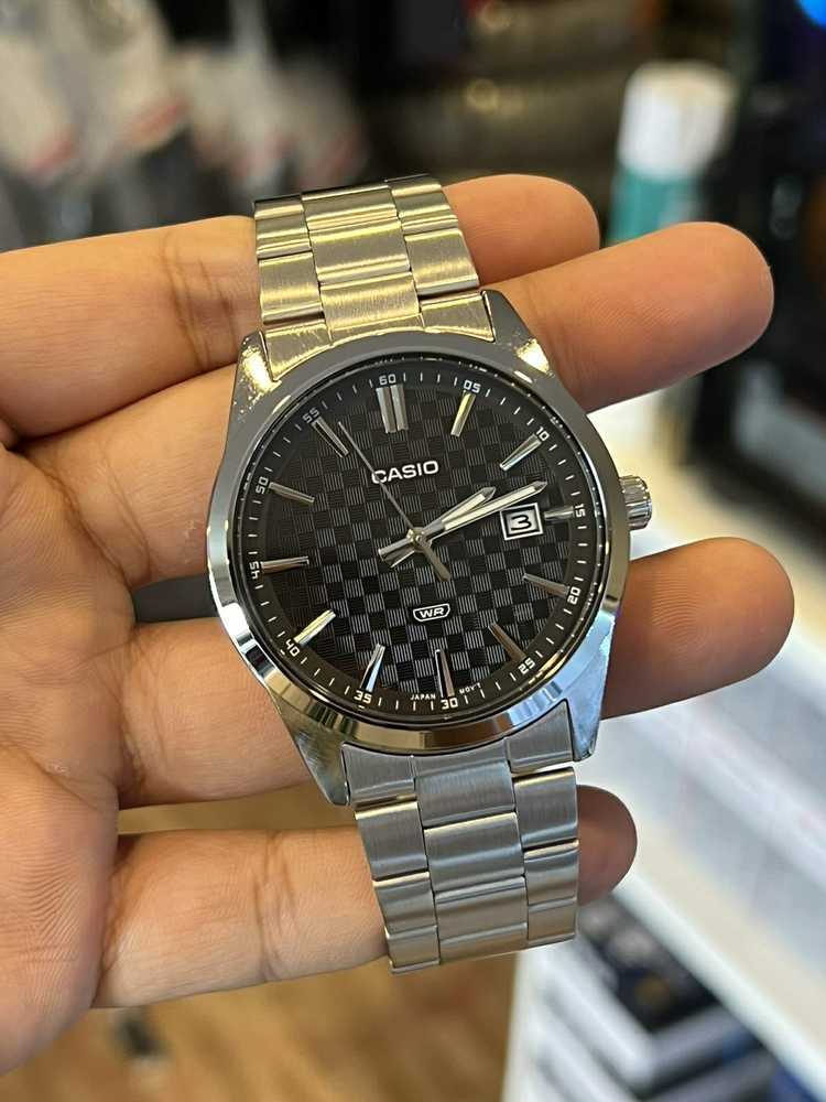 CASIO MTP-VD03D-1A VYRIŠKAS LAIKRODIS + DĖŽUTĖ