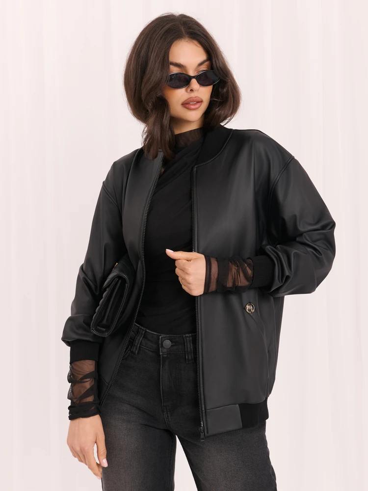 Lakerta Moteriška striukė LK-KR-510232.89 juodos spalvos