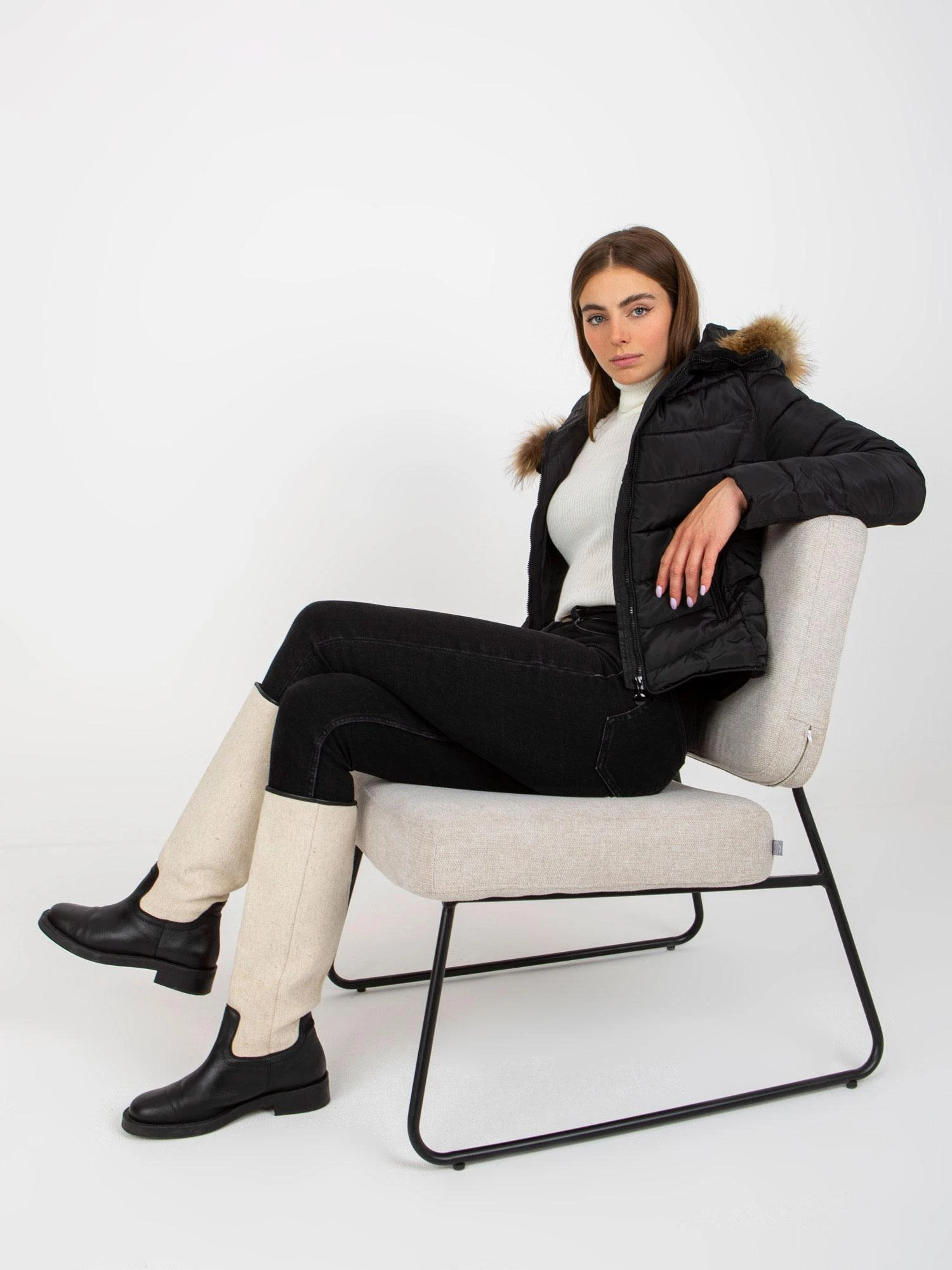 Minority Striukė moterims-NM-KR-P22-6627.13P- juoda