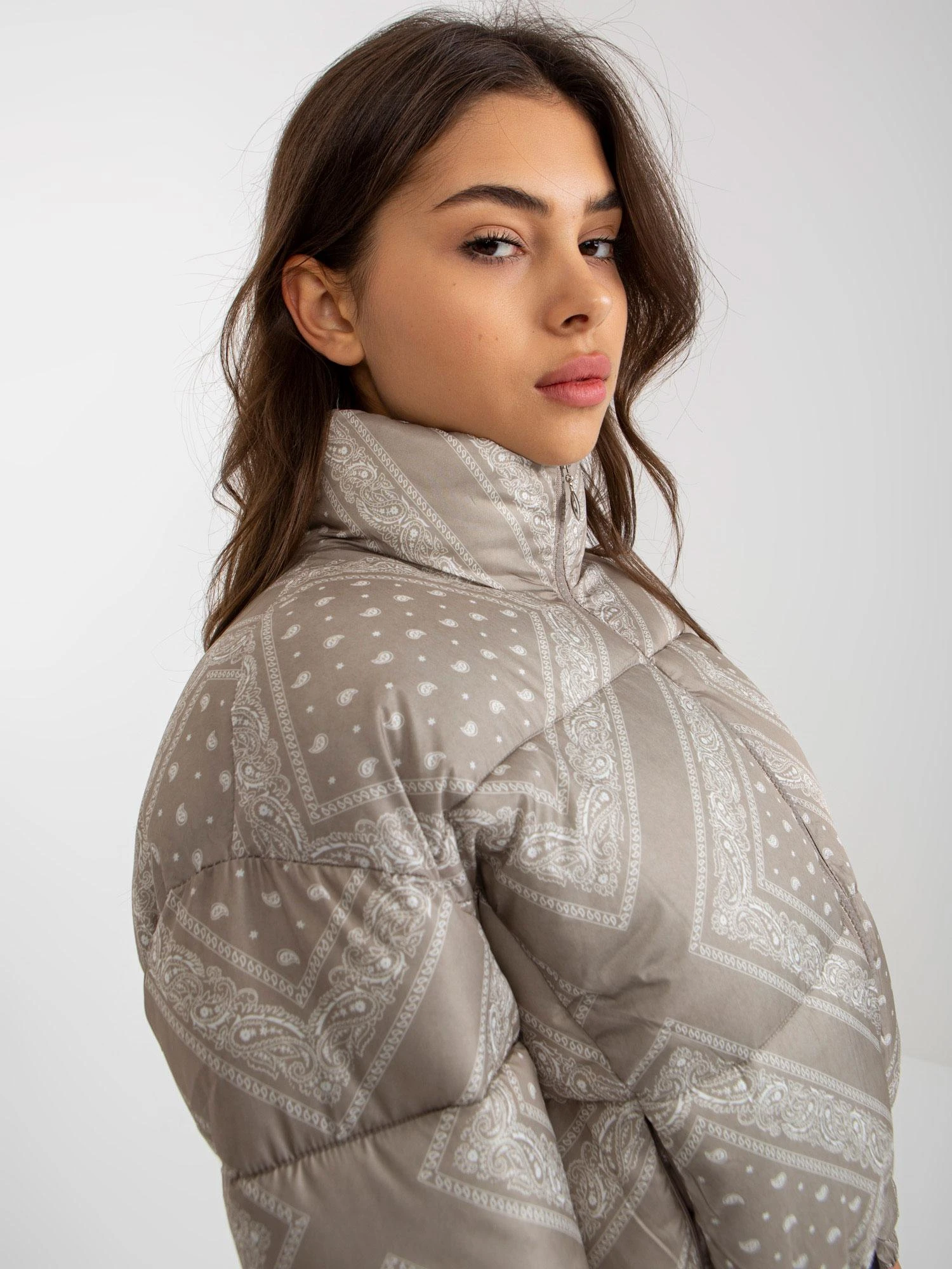 Minority Striukė moterims-NM-KR-P22-6631.98P-ciemny bezowy