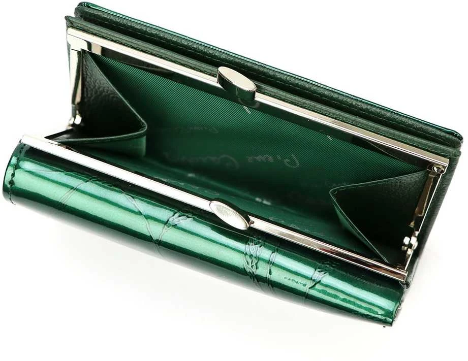 Moteriška piniginė Pierre Cardin 02 LEAF 108