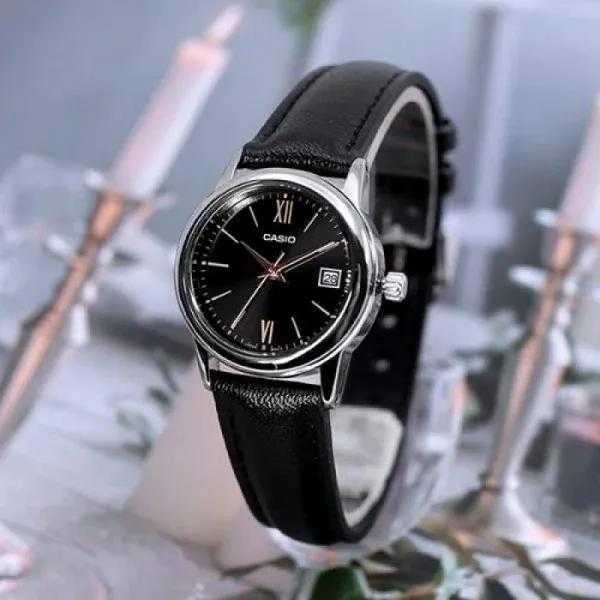 CASIO LTP-V002L-1B3UDF moteriškas laikrodis (zd584j) + dėžutė