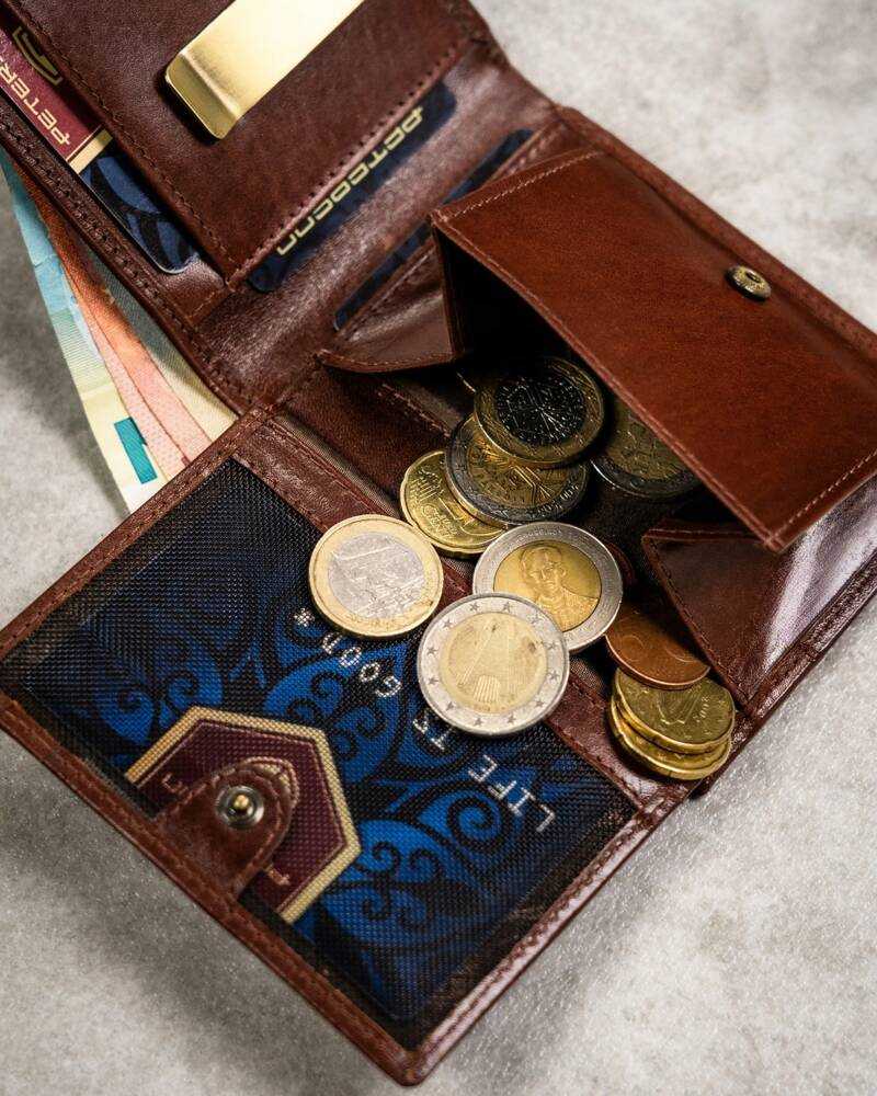 Odinė piniginė+dėklas+raktų pakabukas rinkinys PETERSON PTN SET3-N79-VT