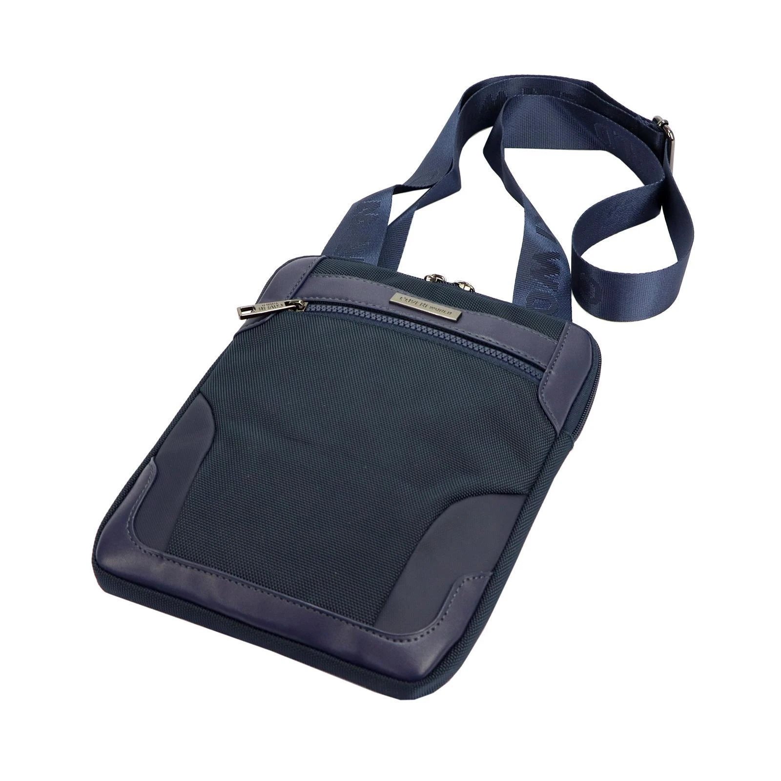 Rankinė vyrams Coveri World CW2261