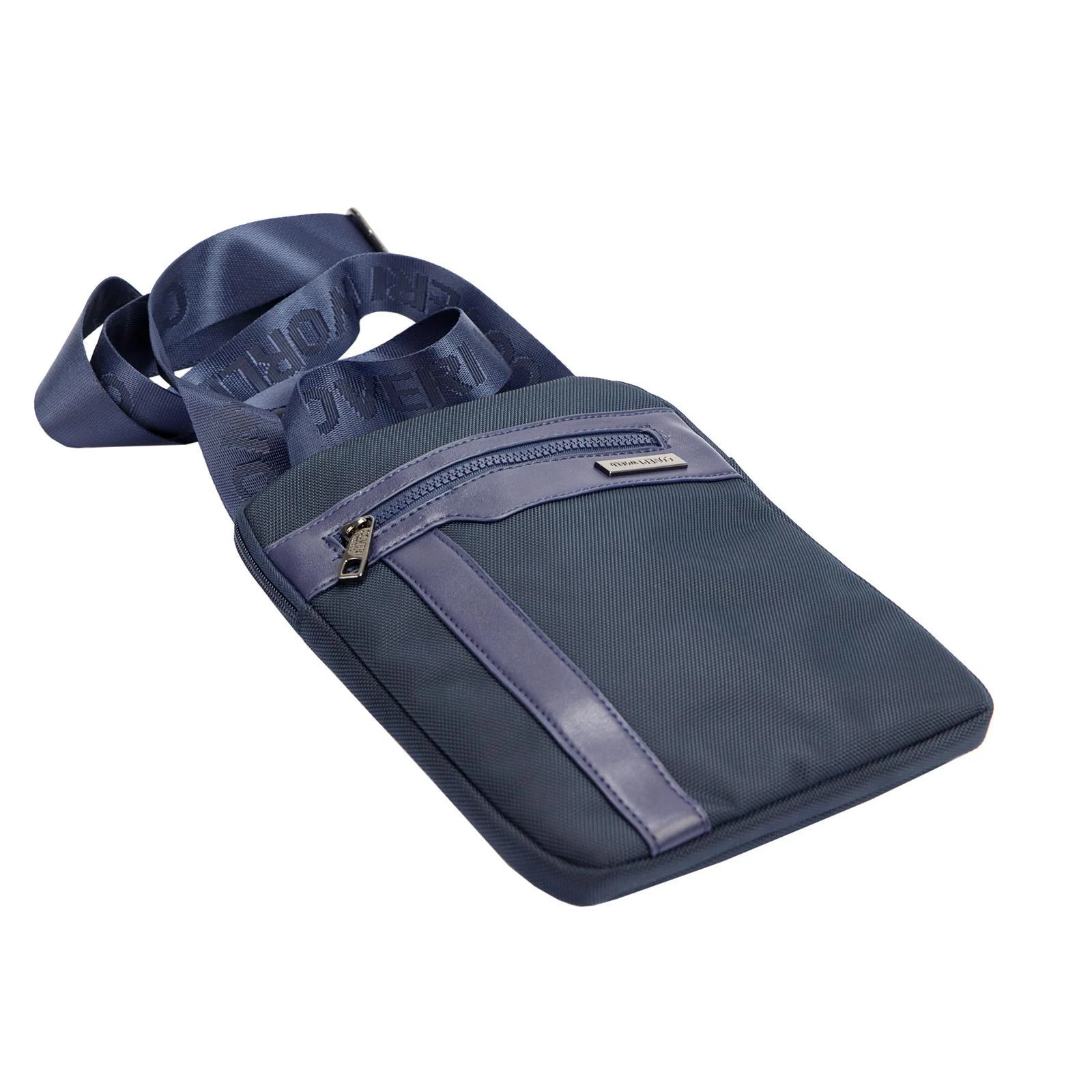 Rankinė vyrams Coveri World CW2264