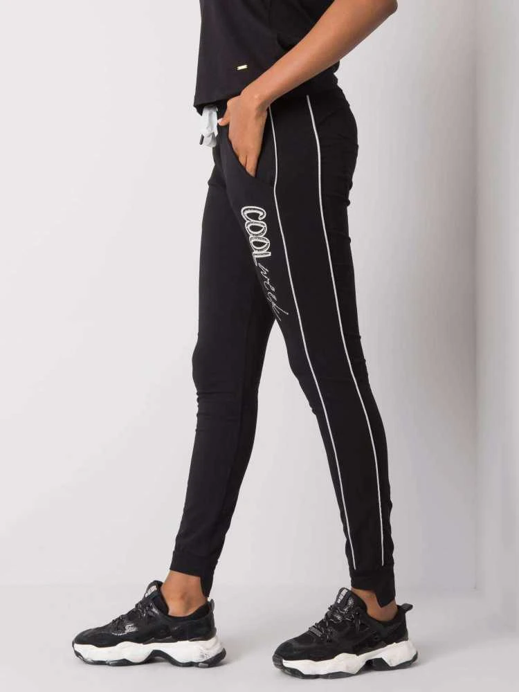 Relevance Sportinės kelnės-RV-DR-6499.27-juodos