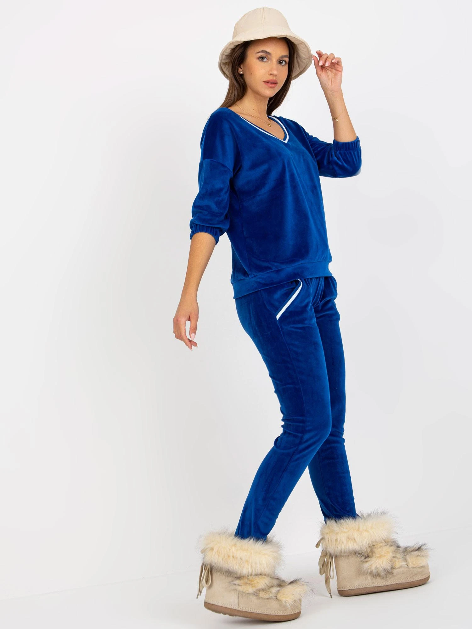 Relevance Veliūrinis komplektas moterims RV-KMPL-8285.82-kobalto spalvos