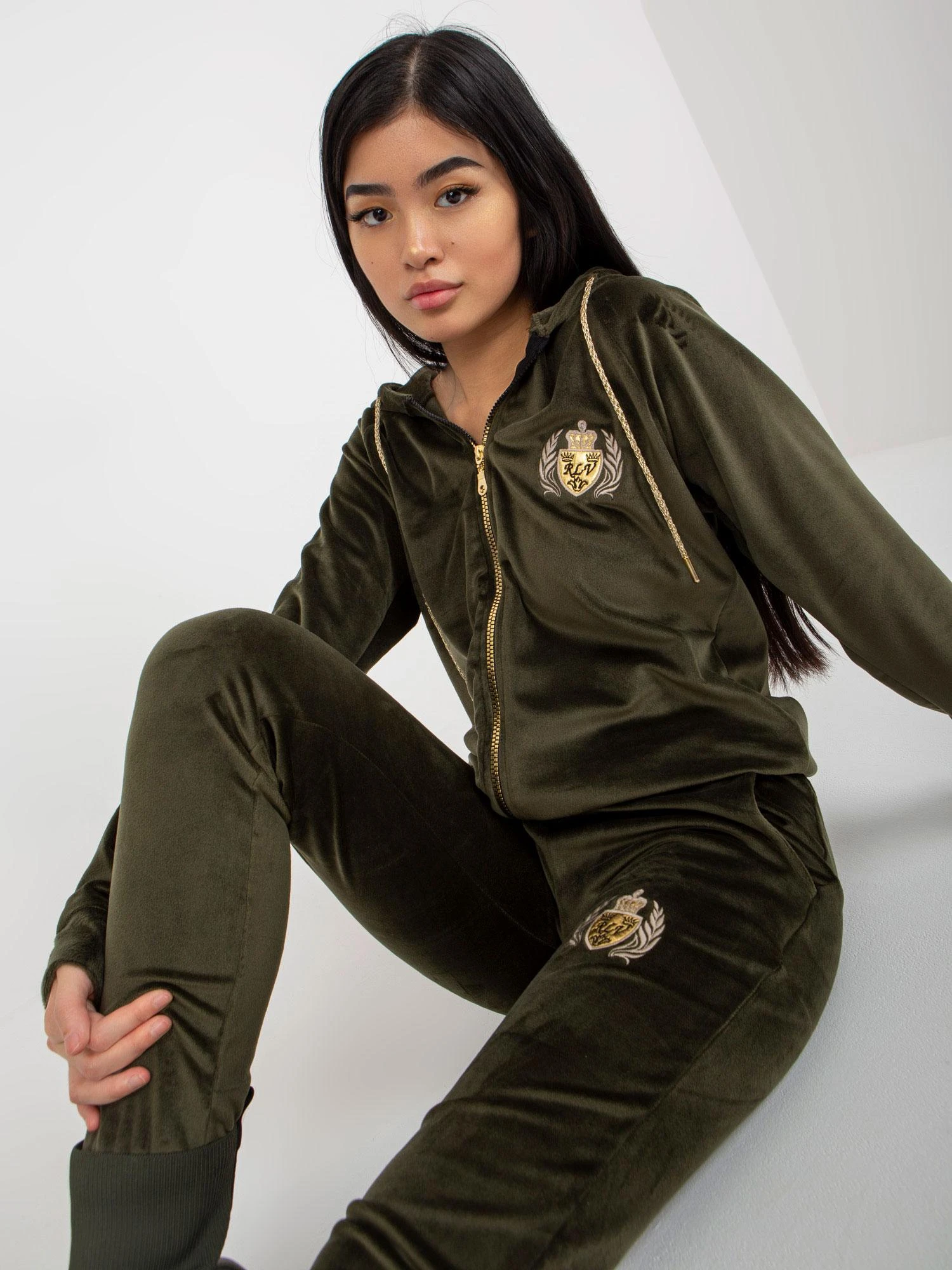 Relevance Veliūrinis komplektas moterims RV-KMPL-8443.98P-khaki