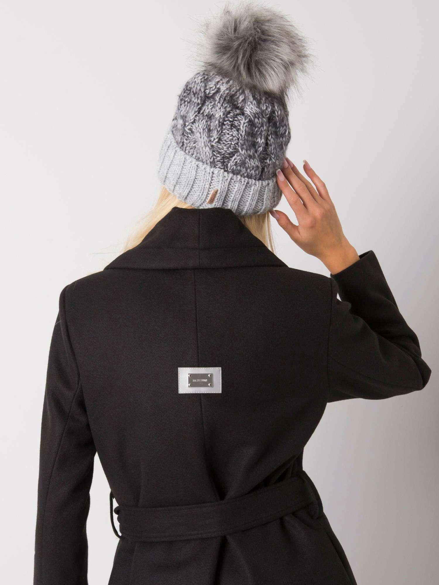 Rue Paris Cap-JK-CZ-26.23X-pilka