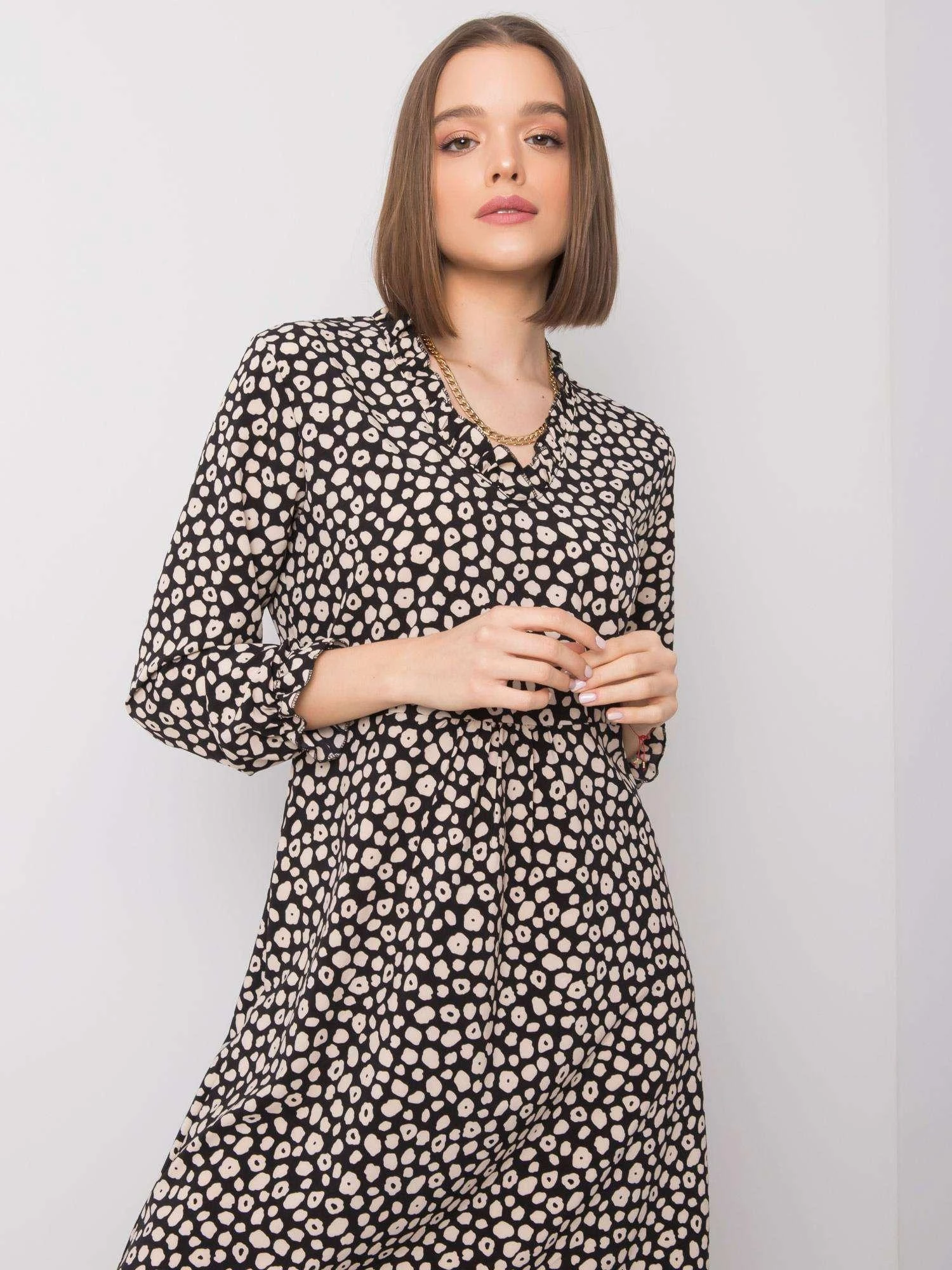 Rue Paris Suknelė-WN-SK-R817.66-juoda-smėlio spalvos