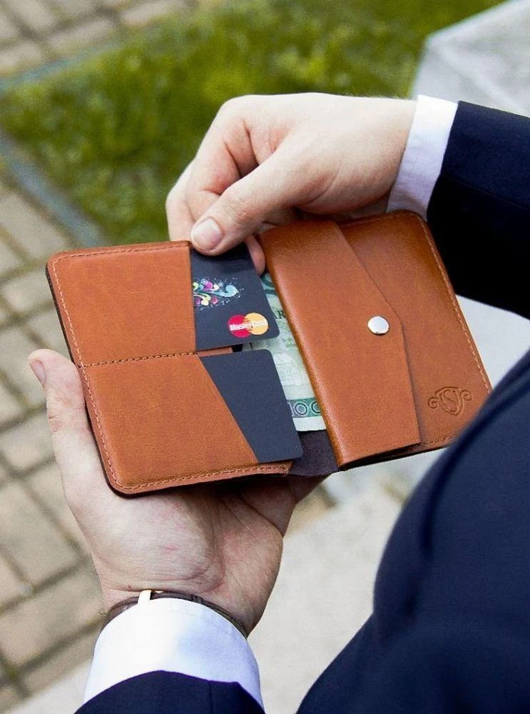 Solier Accessories Piniginė vyrams su skyriumi monetoms SOLIER SW15 SLIM - šviesiai ruda