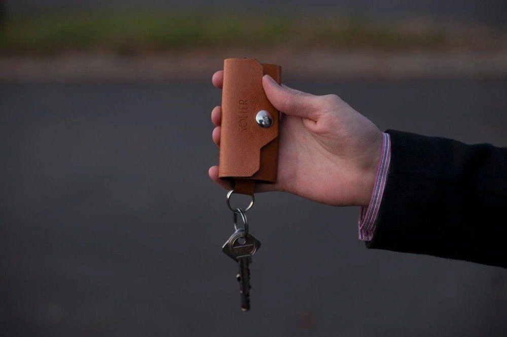Solier Accessories Raktų dėklas SOLIER SA11 - Vintažinė ruda