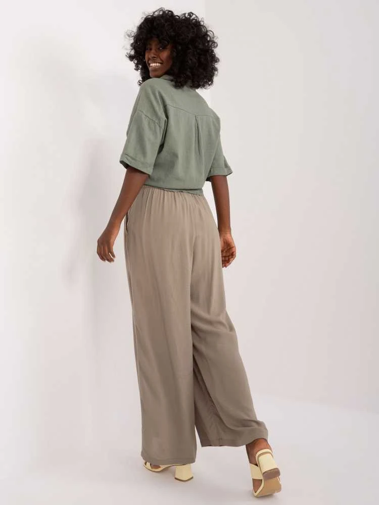 Sublevel Kelnės-D73761M62237E-khaki