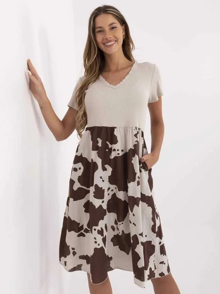 Suknelė Italy Moda Sukienka-DHJ-SK-253701.80-smėlio spalva