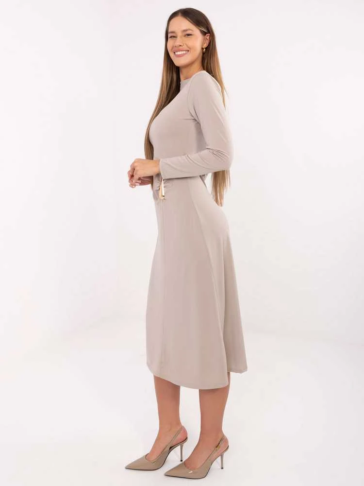 Suknelė Italy Moda Sukienka-IT-SK-21900.00-smėlio spalva