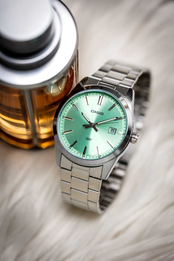 Laikrodis CASIO MALE WATCH MTP-VD03D-3A2 + BOX (zd201l)