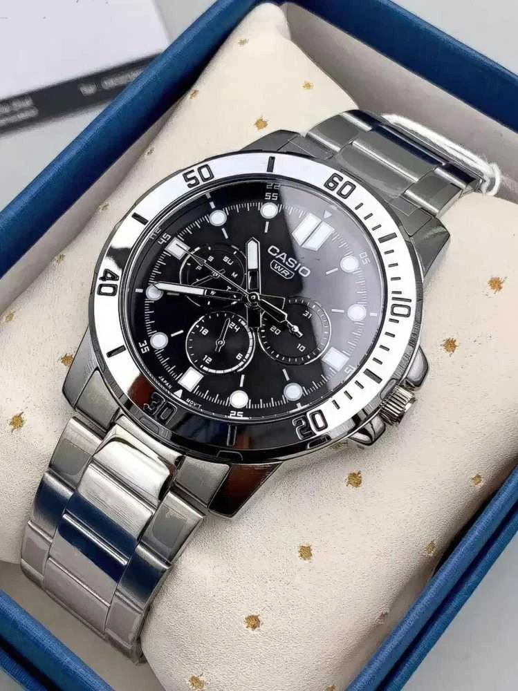 CASIO VYRIŠKAS LAIKRODIS MTP-VD300D-1E (zd268a) + DĖŽUTĖ