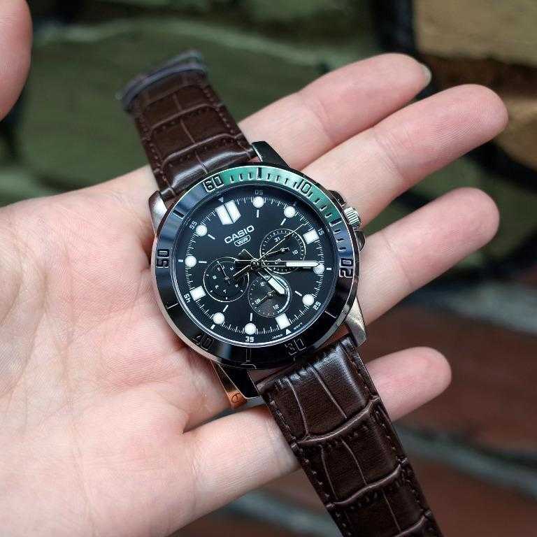 Vyriškas laikrodis CASIO MTP-VD300L-1E + BOX