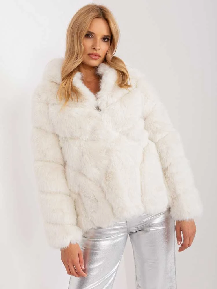Wool Fashion Italia Striukė moterims-AT-KR-2386.00P-ecru