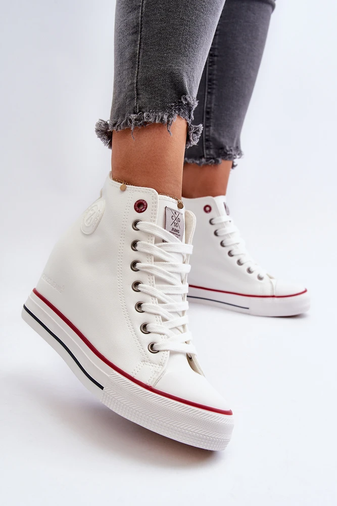 Baltos odos Cross Jeans batai su platforma